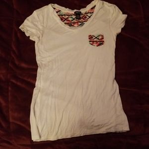 Rue 21 V neck T